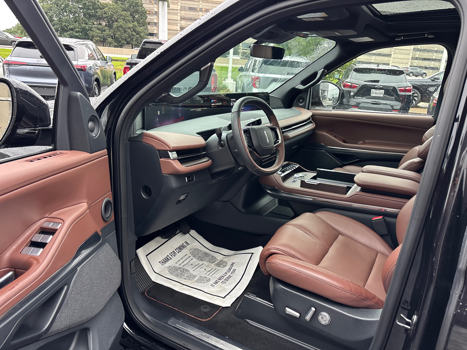 New 2026 Lincoln Navigator L Reserve AWD/4WD image 23