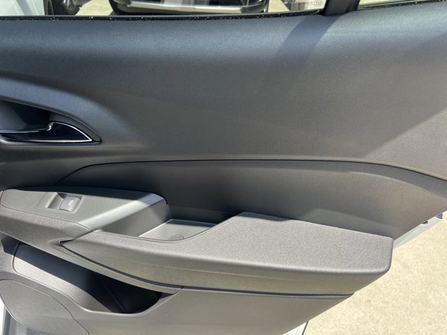 Used 2024 Chevrolet Trax RS w/ Sunroof Package image 17