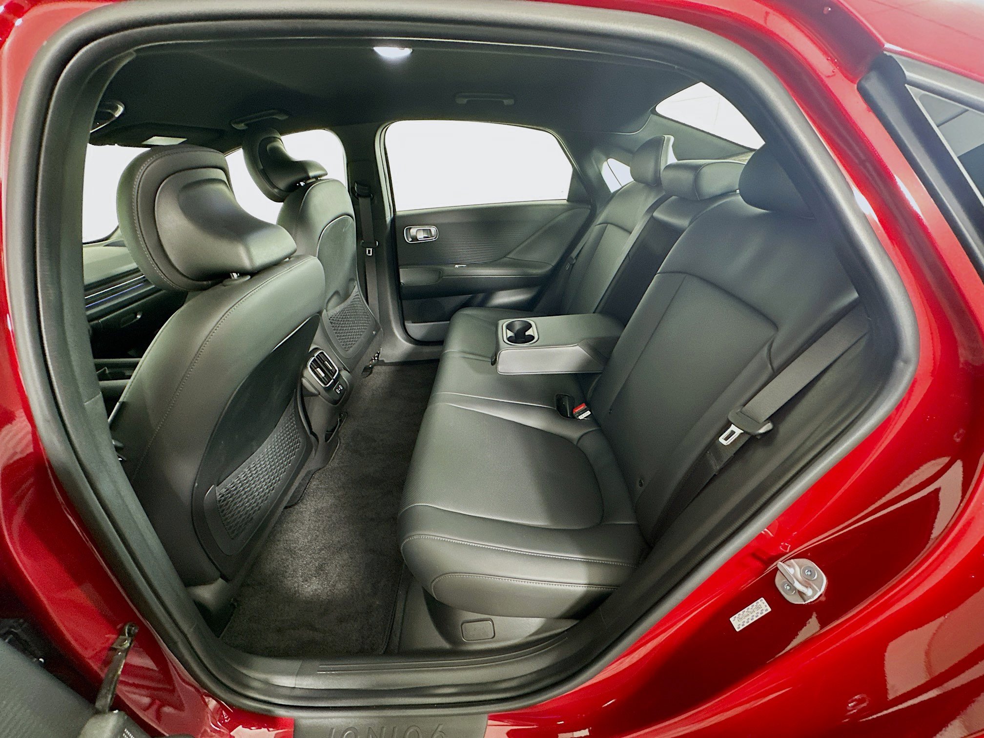 Used 2024 Hyundai Ioniq 6 SEL image 29