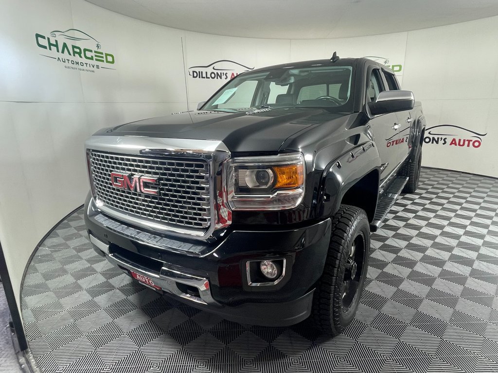 Used 2016 GMC Sierra 2500 Denali w/ Duramax Plus Package AWD/4WD image 2