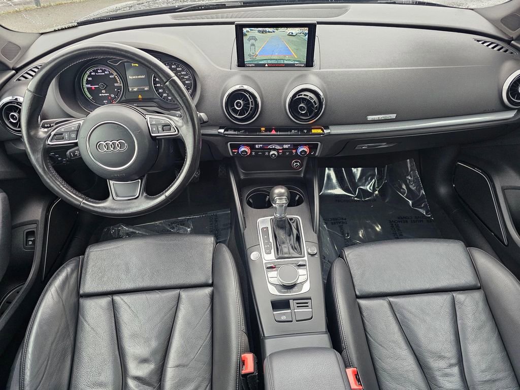 Used 2016 Audi A3 e-tron Premium Plus w/ Premium Plus Package image 18