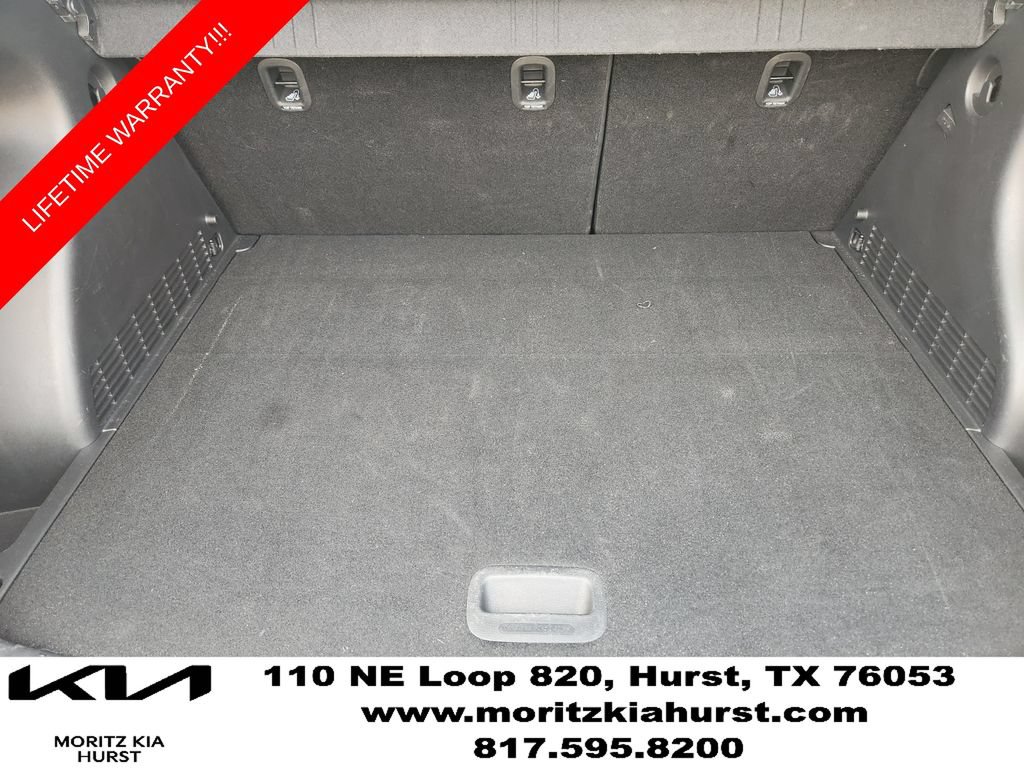 Used 2025 Hyundai Kona SEL FWD image 31