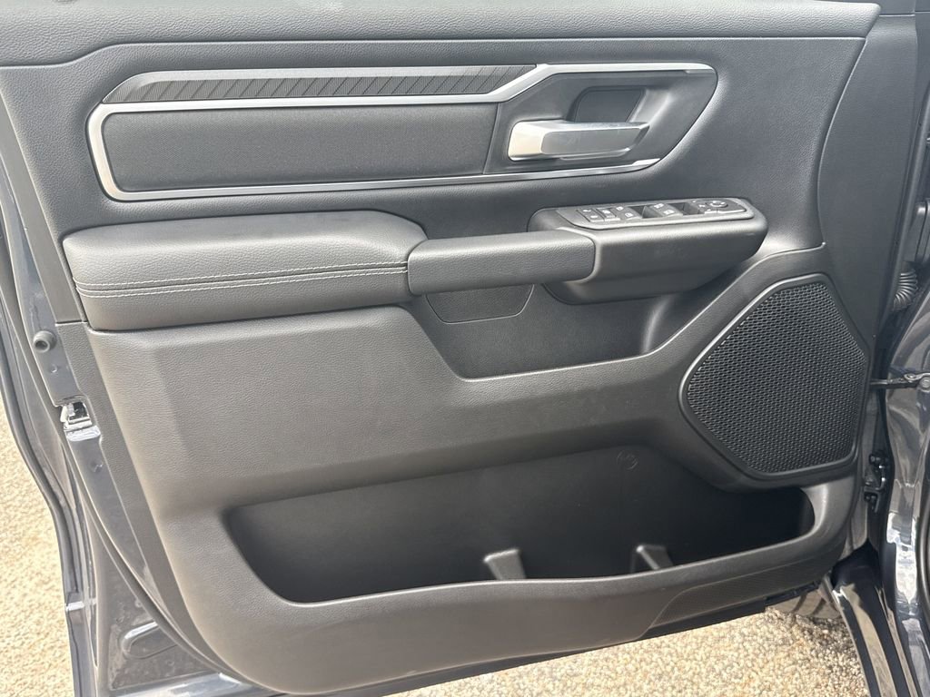 New 2026 RAM 1500 4x4 Crew Cab image 10