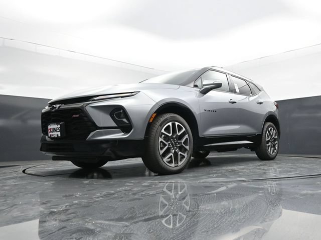Used 2025 Chevrolet Blazer RS AWD/4WD image 53