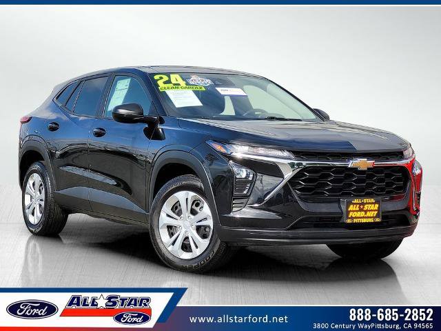 Used 2024 Chevrolet Trax LS FWD image 1