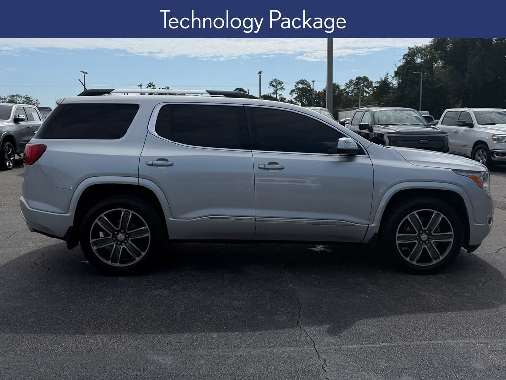Used 2018 GMC Acadia Denali w/ Technology Package FWD image 6