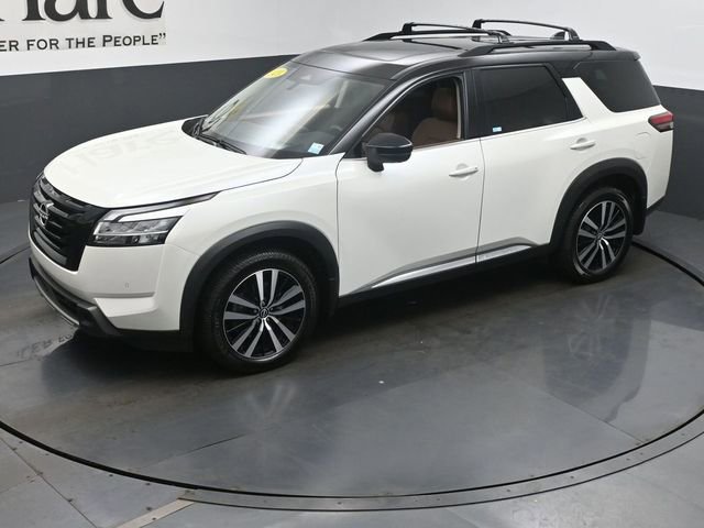 Used 2023 Nissan Pathfinder Platinum AWD/4WD image 43