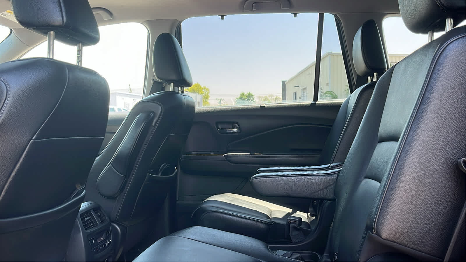 Used 2019 Honda Pilot Touring image 26
