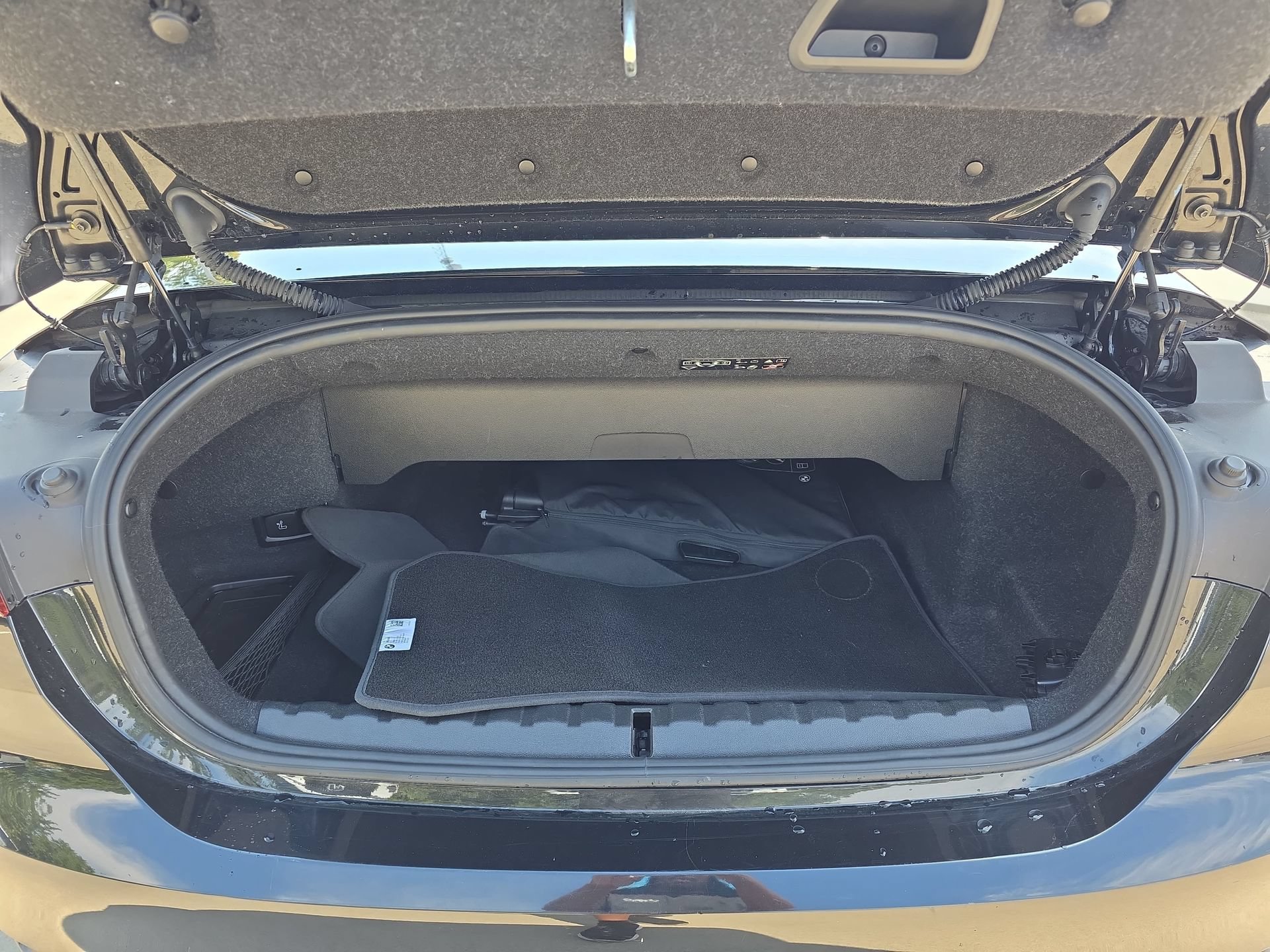 Used 2025 BMW 430i Convertible RWD image 12