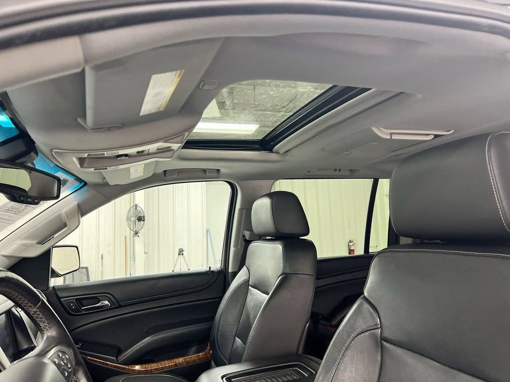 Used 2016 Chevrolet Suburban LTZ AWD/4WD image 20