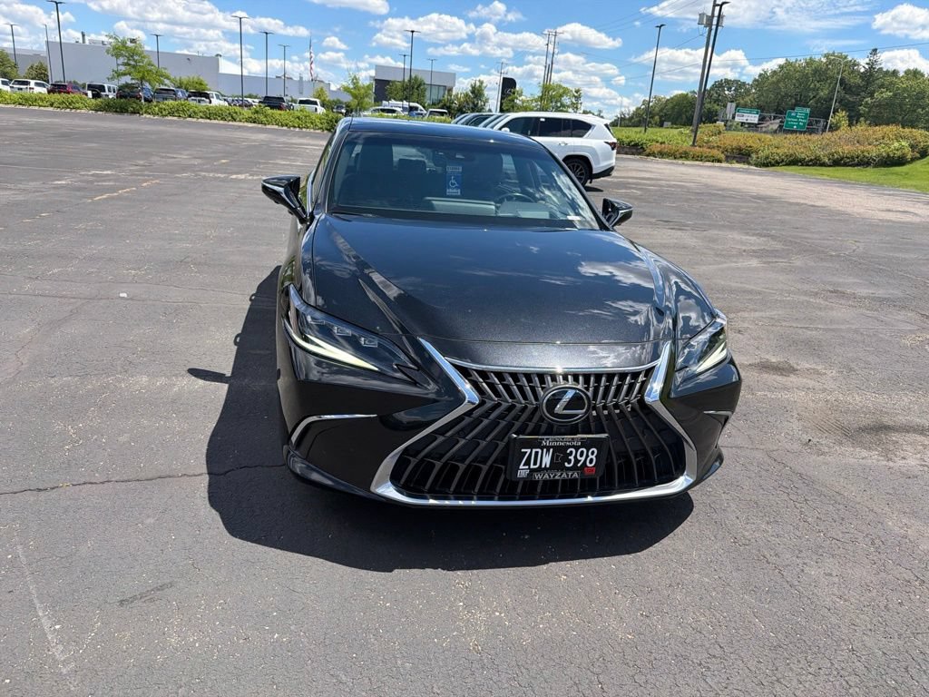 Used 2022 Lexus ES 350 Ultra Luxury w/ Accessory Package 2 FWD image 14