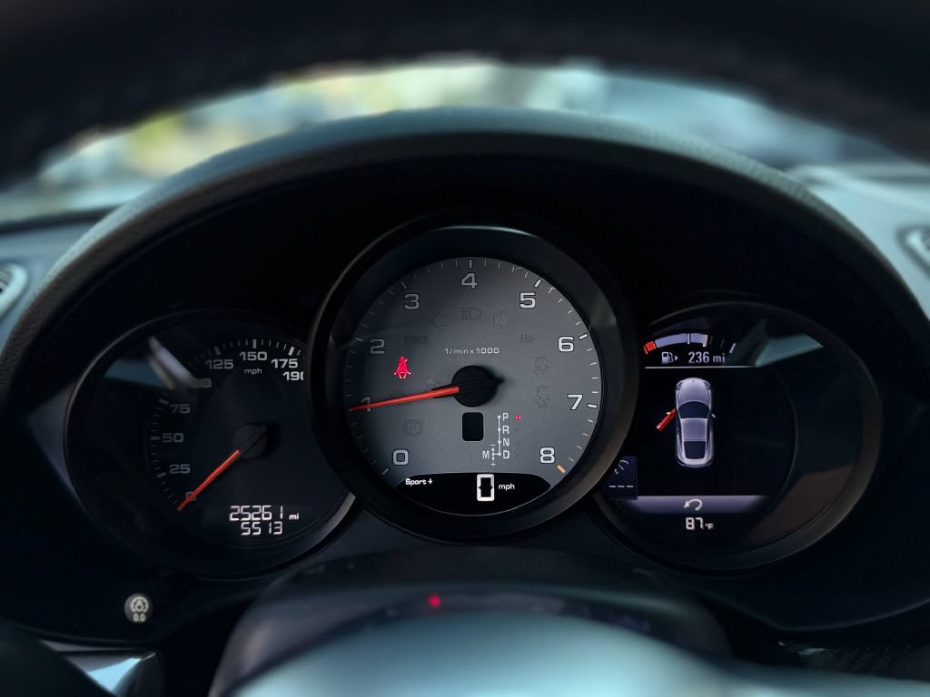 Used 2018 Porsche 718 Cayman S RWD image 23