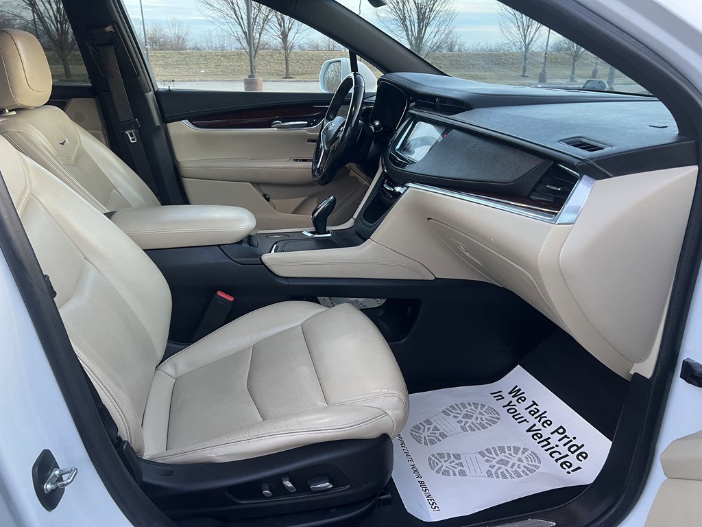 Used 2018 Cadillac XT5 Luxury image 11