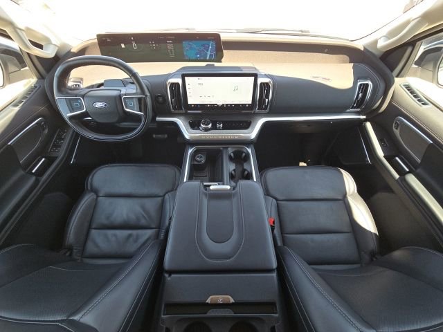 Used 2025 Ford Expedition Max Platinum AWD/4WD image 41