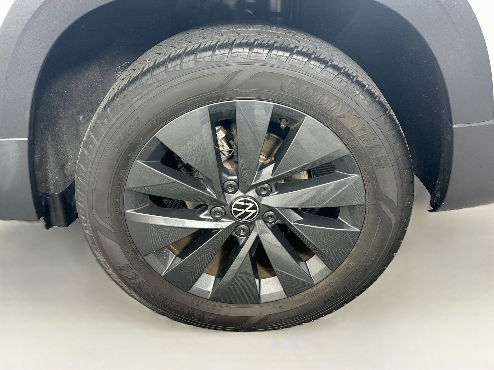 Used 2022 Volkswagen Taos S w/ IQ Drive S Package FWD image 11