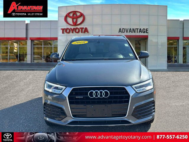 Used 2018 Audi Q3 2.0T Premium Plus w/ Premium Plus Package AWD/4WD image 2