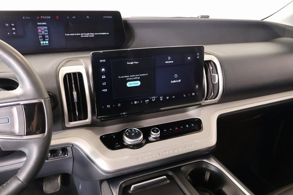 Used 2025 Ford Expedition Active image 5