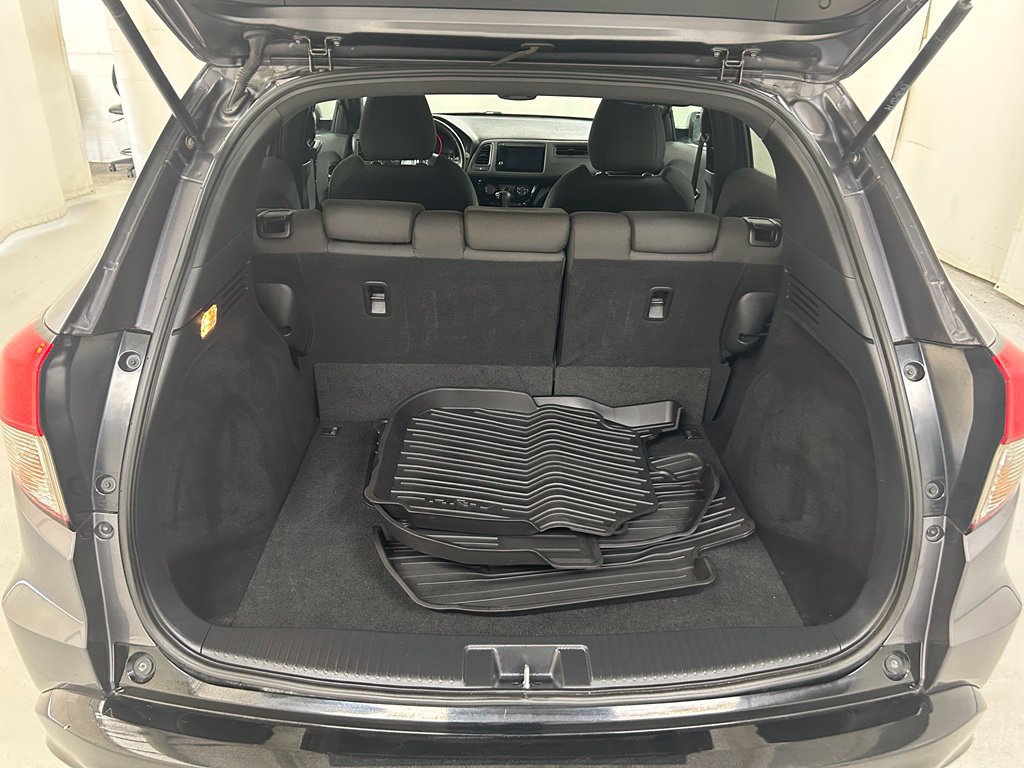 Certified 2022 Honda HR-V Sport image 11