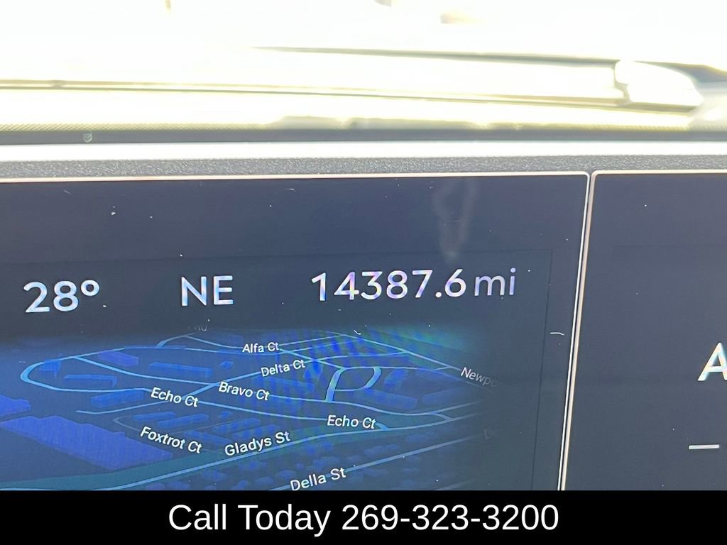 Used 2025 Lincoln Navigator Reserve w/ Jet Appearance Package image 7