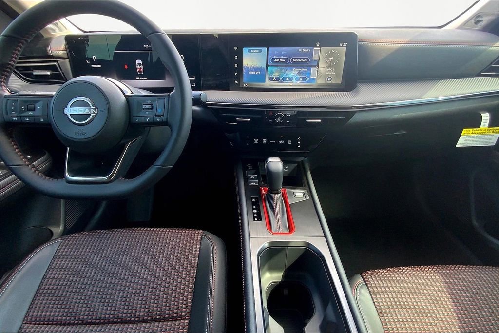 New 2025 Nissan Kicks SR image 7
