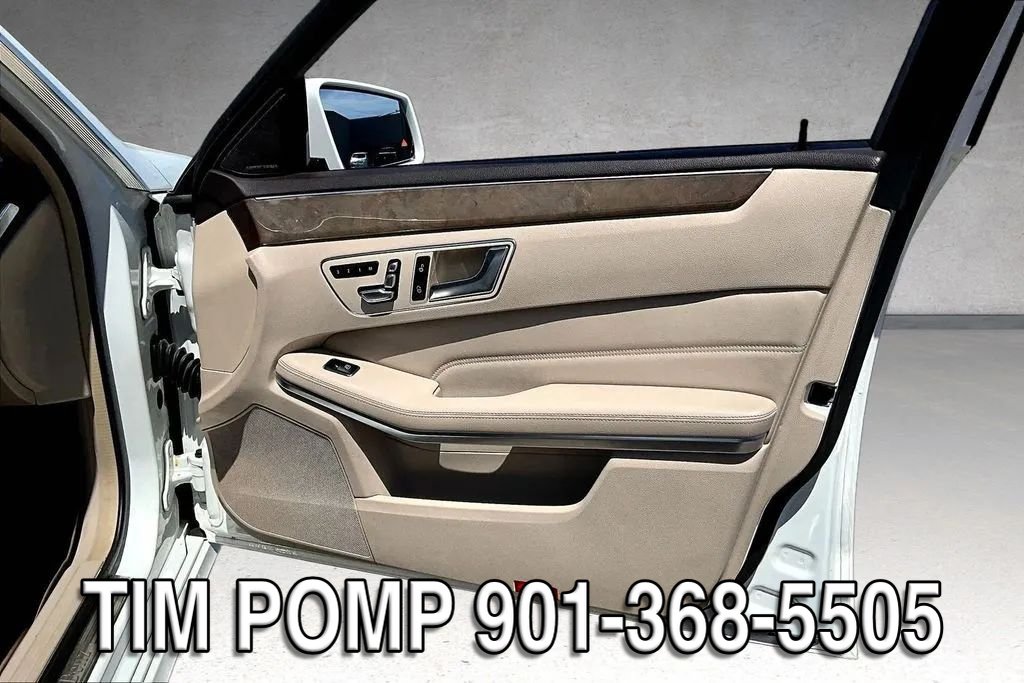 Used 2015 Mercedes-Benz E 350 4MATIC Sedan image 27