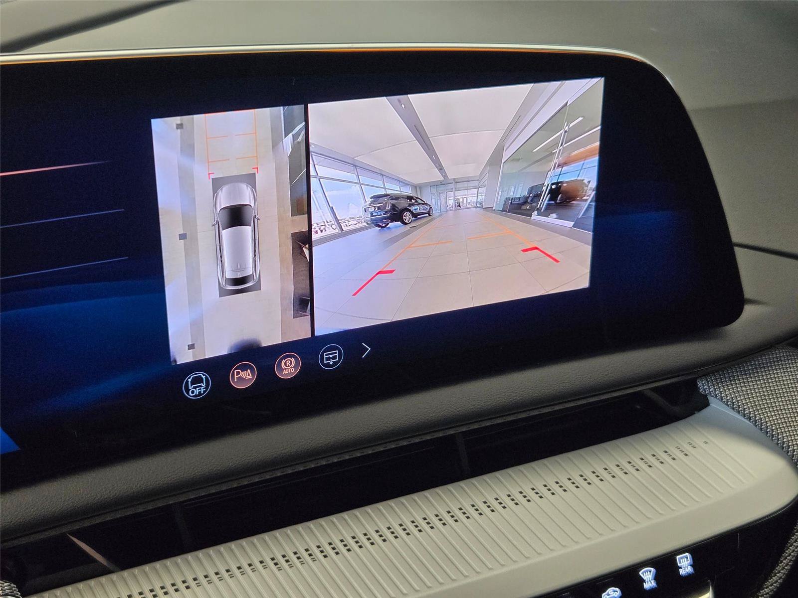New 2026 Cadillac Optiq Sport 2 RWD image 18