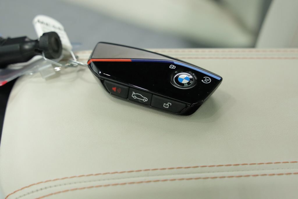 Used 2024 BMW X2 M35i w/ Premium Package image 42