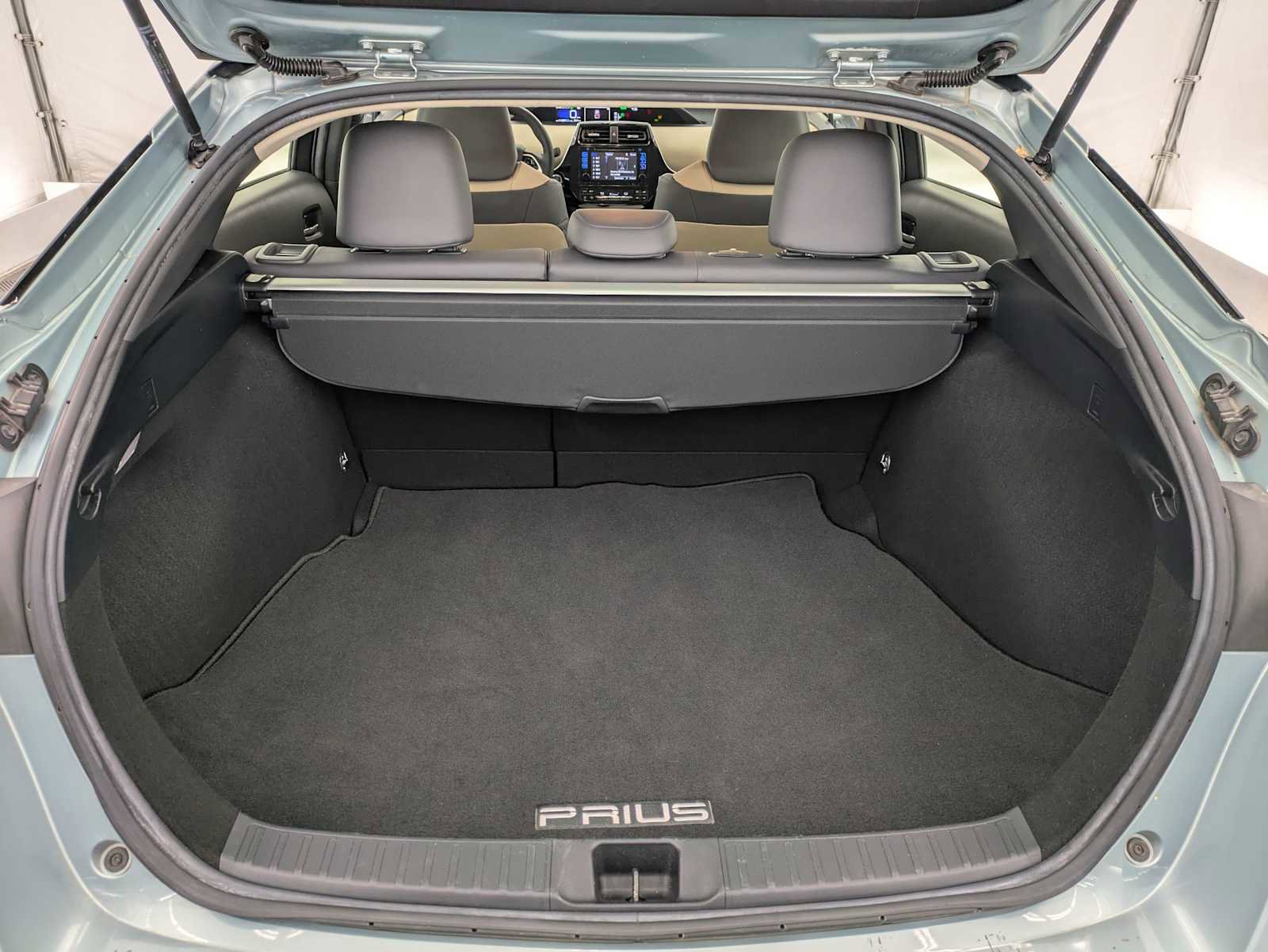 Used 2016 Toyota Prius Four image 33