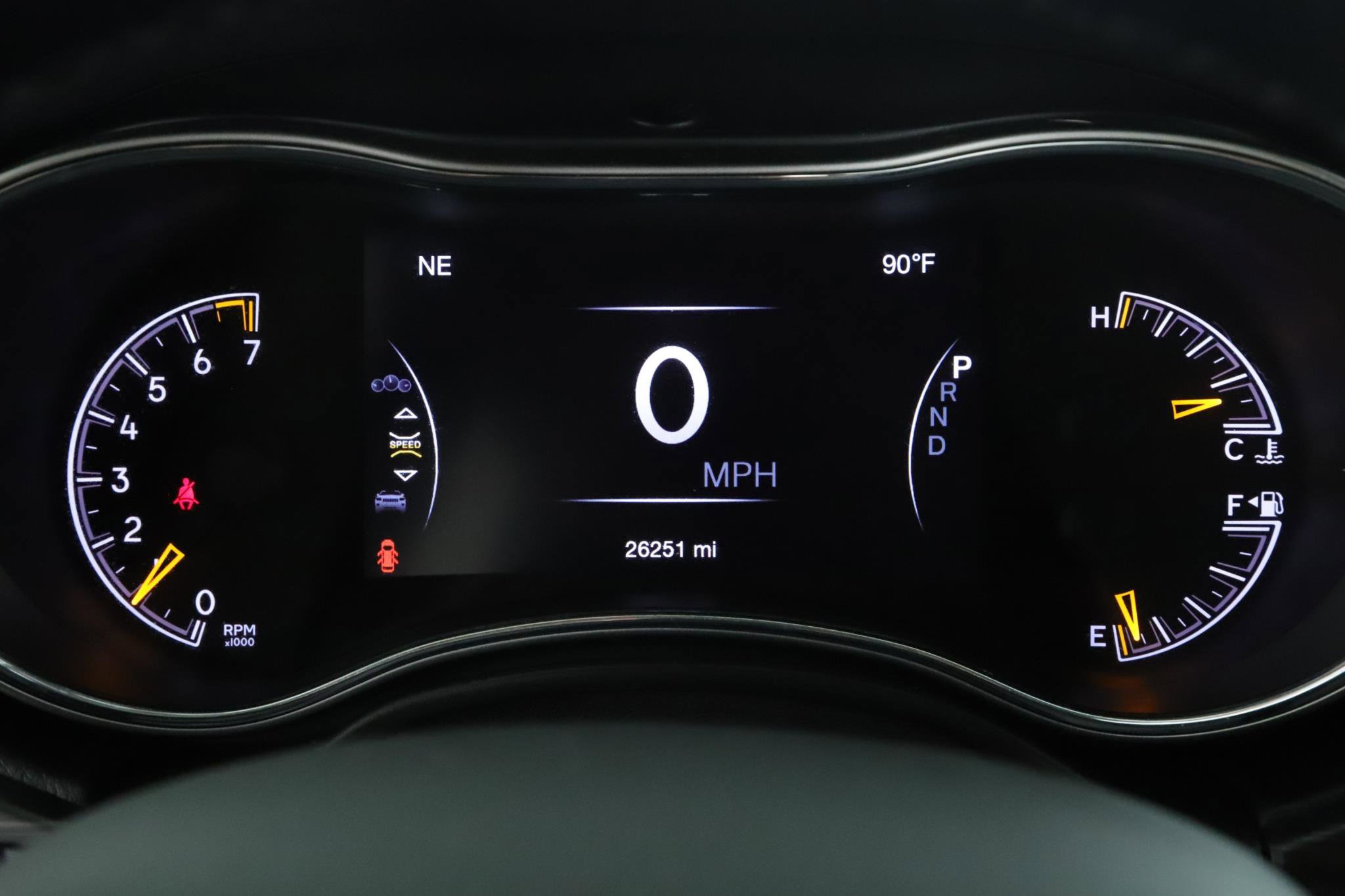 Used 2022 Jeep Grand Cherokee Laredo E image 10