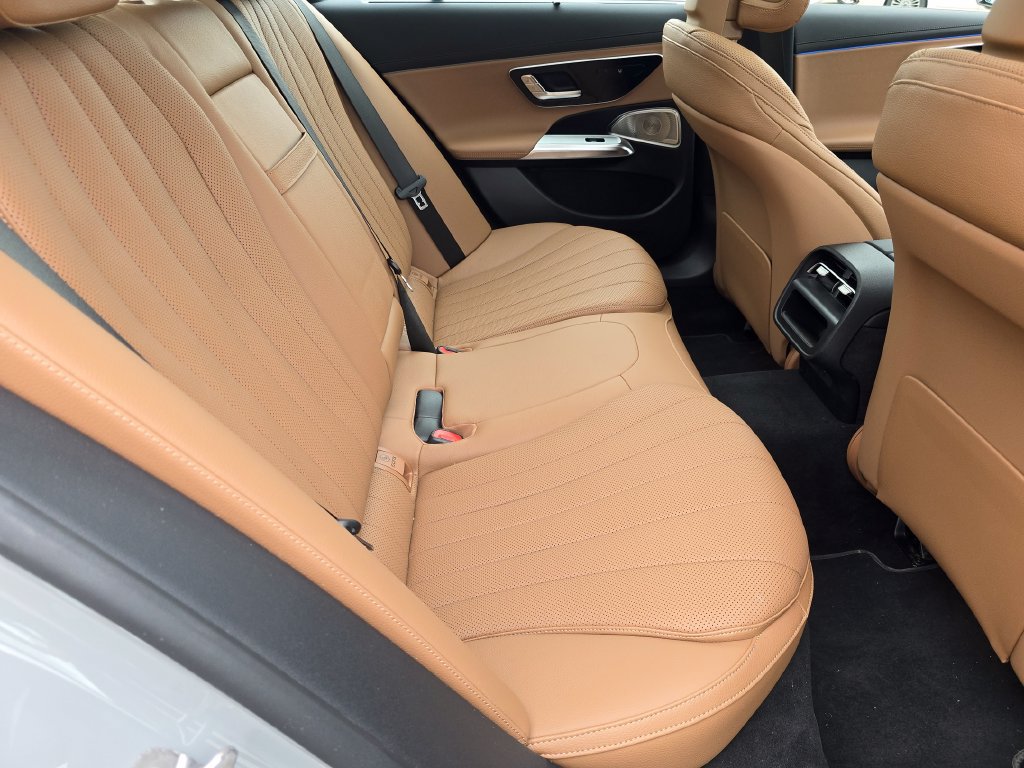 Certified 2026 Mercedes-Benz E 450 4MATIC Sedan image 22