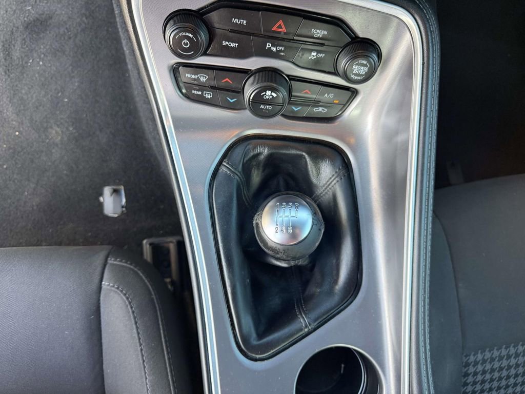 Used 2020 Dodge Challenger R/T w/ Blacktop Package image 21