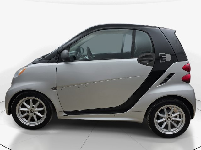 Used 2015 smart fortwo electric drive RWD image 10