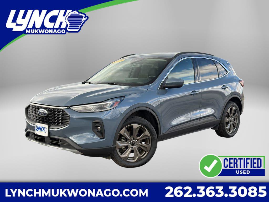 Used 2025 Ford Escape Platinum AWD/4WD image 1