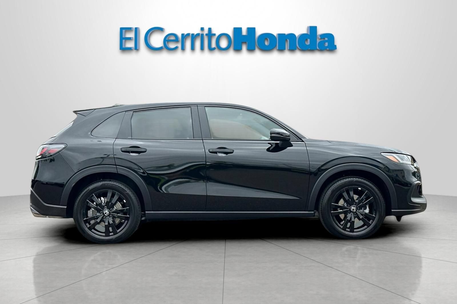 New 2027 Honda HR-V Sport image 2