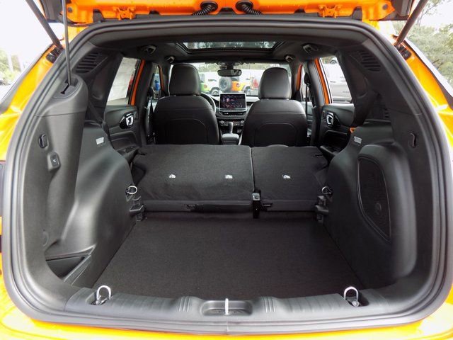 New 2026 Jeep Compass Latitude w/ Sun and Sound Group image 25