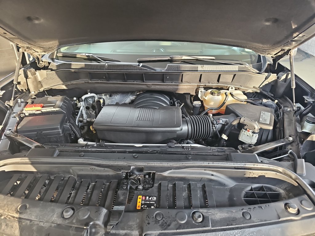 Used 2019 Chevrolet Silverado 1500 LT w/ All-Star Edition AWD/4WD image 35