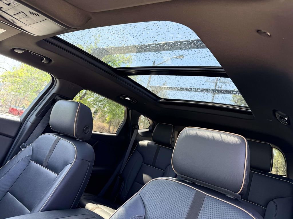 Used 2020 Chevrolet Blazer Premier w/ Driver Confidence II Package image 20