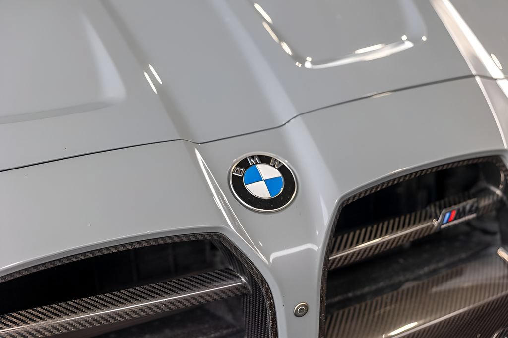Used 2022 BMW M4 Competition w/ M Carbon Exterior Package RWD image 15