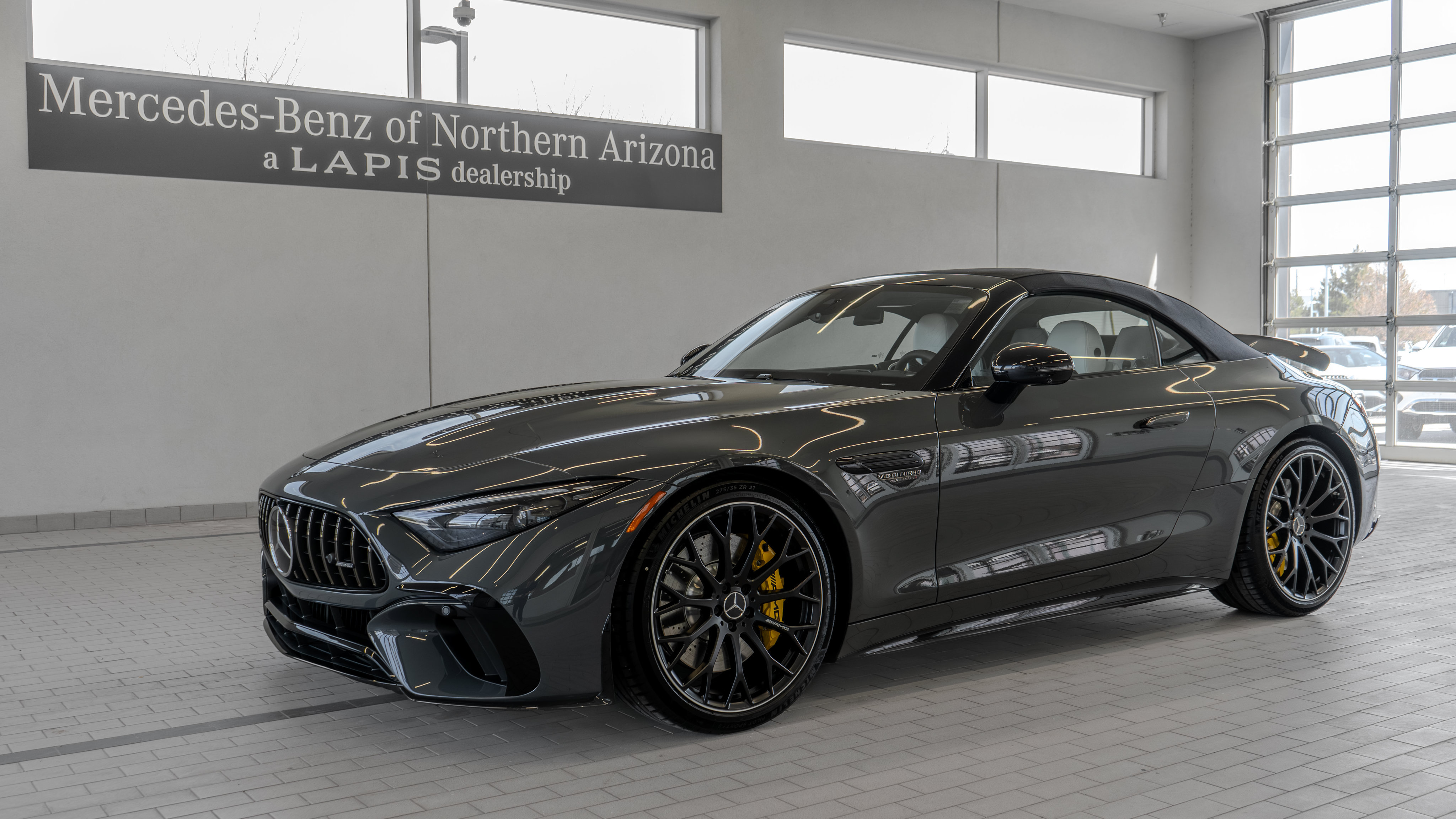 Used 2026 Mercedes-Benz SL 63 AMG 4MATIC image 3