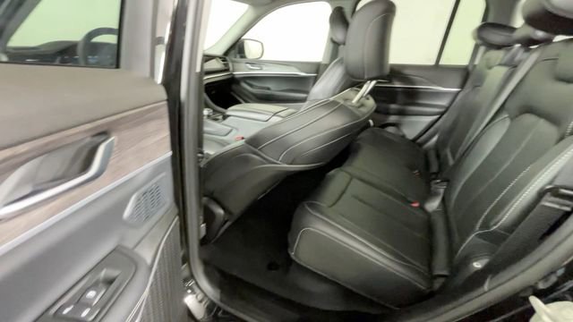 Used 2023 Jeep Grand Cherokee 4WD 4xe image 14