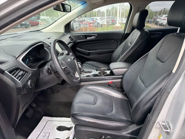 Used 2018 Ford Edge Titanium AWD/4WD image 5