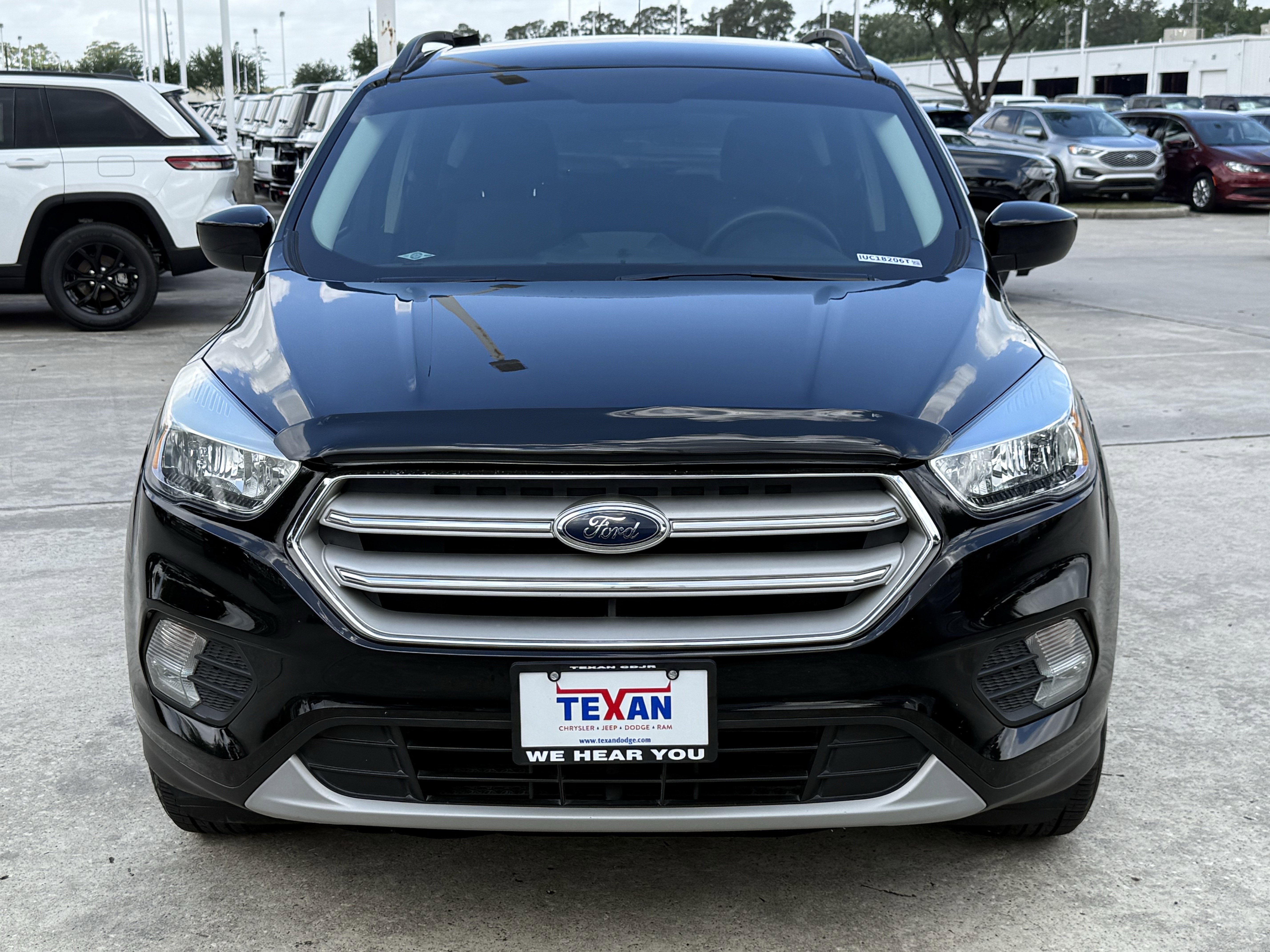 Used 2018 Ford Escape SE w/ SE Sync 3 Package FWD image 10