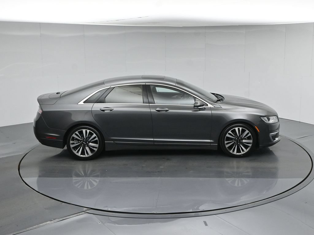 Used 2017 Lincoln MKZ Reserve FWD image 41