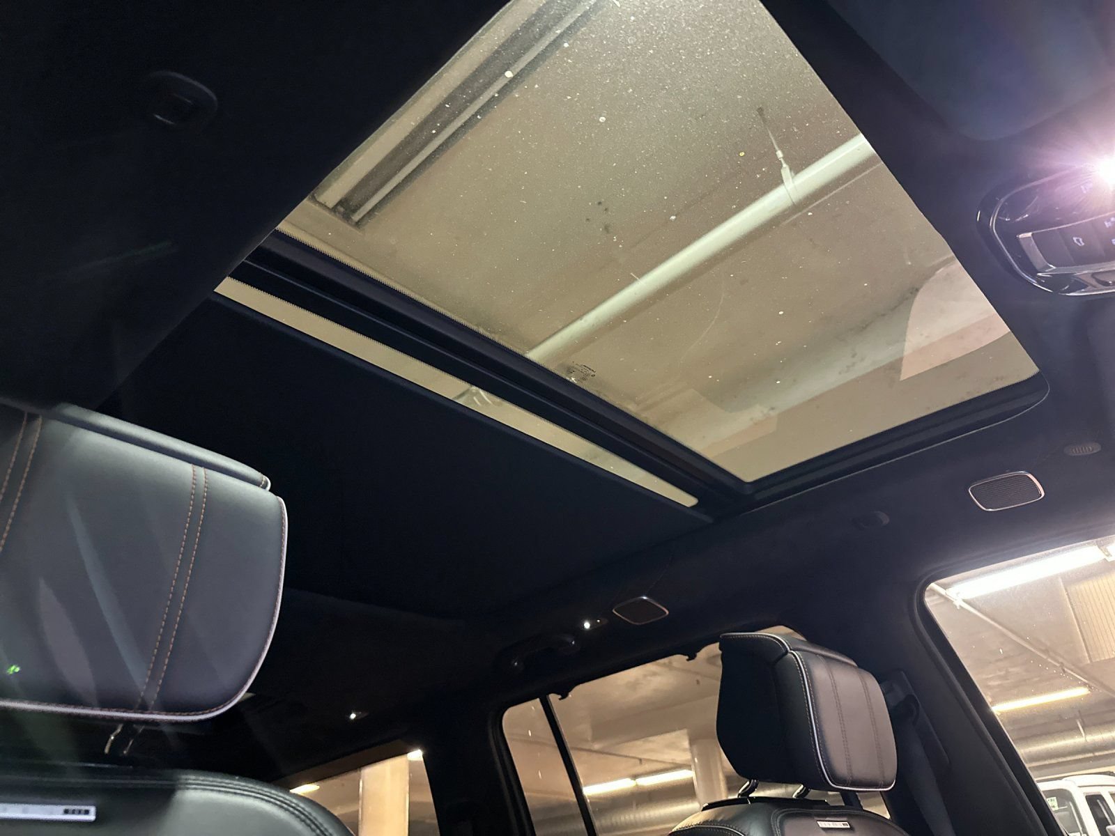 Certified 2023 Jeep Grand Wagoneer Series III AWD/4WD image 17