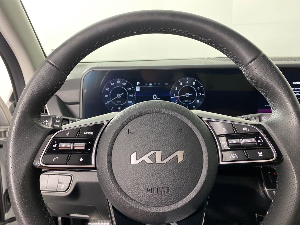 Used 2024 Kia Seltos SX image 12