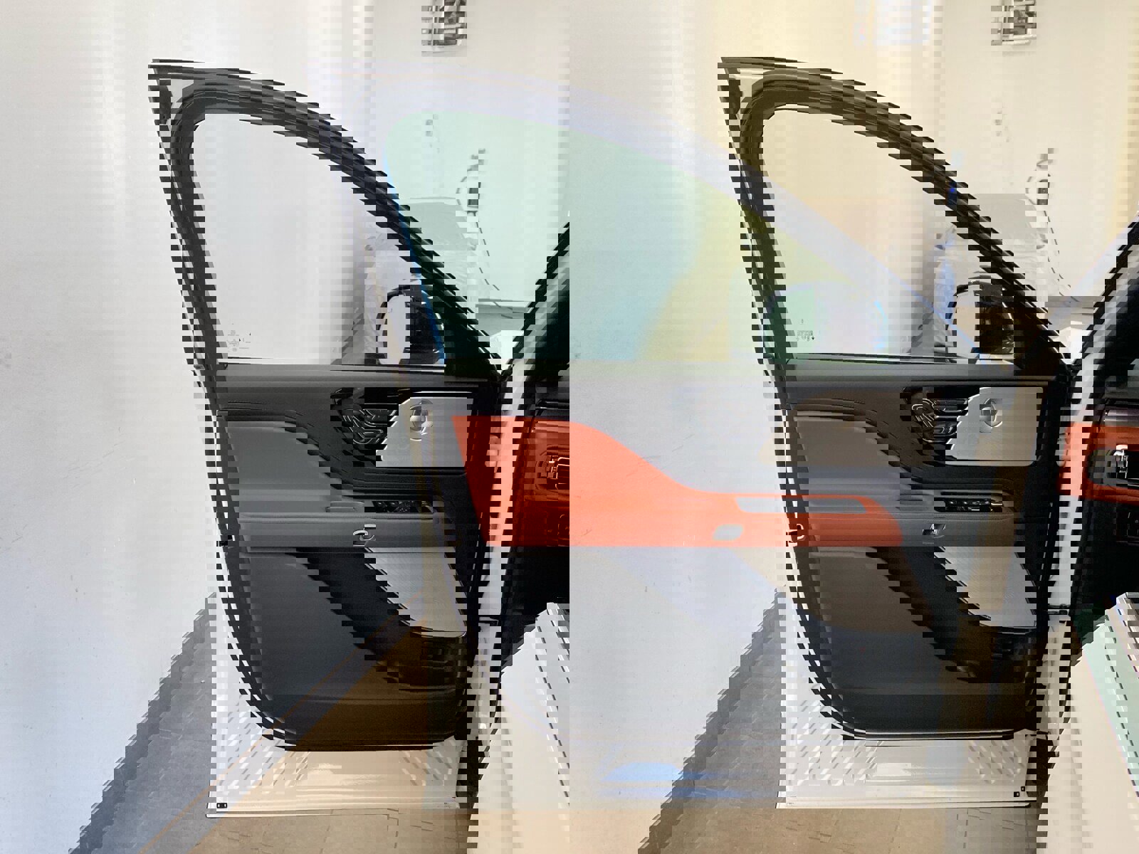 New 2026 Lincoln Aviator Reserve AWD/4WD image 22