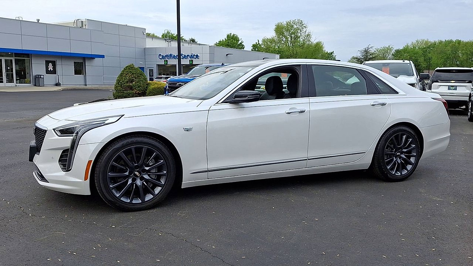 Certified 2020 Cadillac CT6 Luxury w/ LPO, Exterior Accent Package AWD/4WD image 7