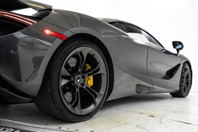 Used 2020 McLaren 720S Spider RWD image 15