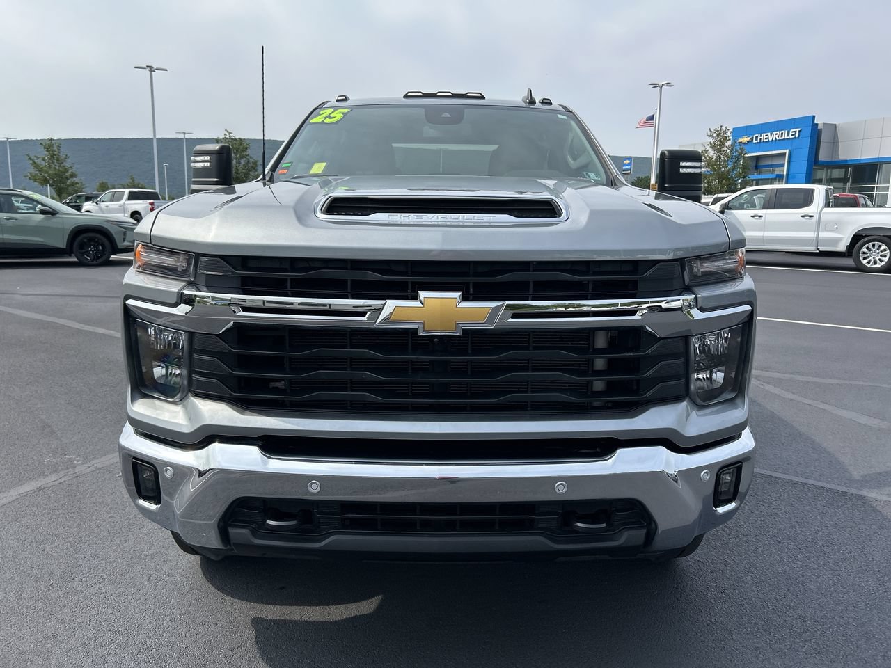 Used 2025 Chevrolet Silverado 2500 LT w/ All Star Edition AWD/4WD image 14