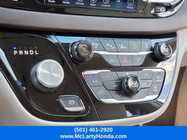 Used 2019 Chrysler Pacifica Touring-L Plus w/ Advanced Safetytec Group FWD image 25